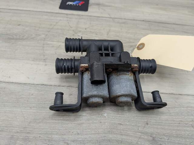 07-19 OEM BMW E70 E71 F15 F16 F85 X5 X6 Engine Water Heater Control Valve Pump