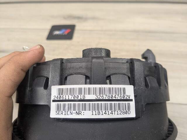 OEM BMW E70 E71 X5 X6 Front Driver SPORT Steering Wheel Airbag Air Bag Black
