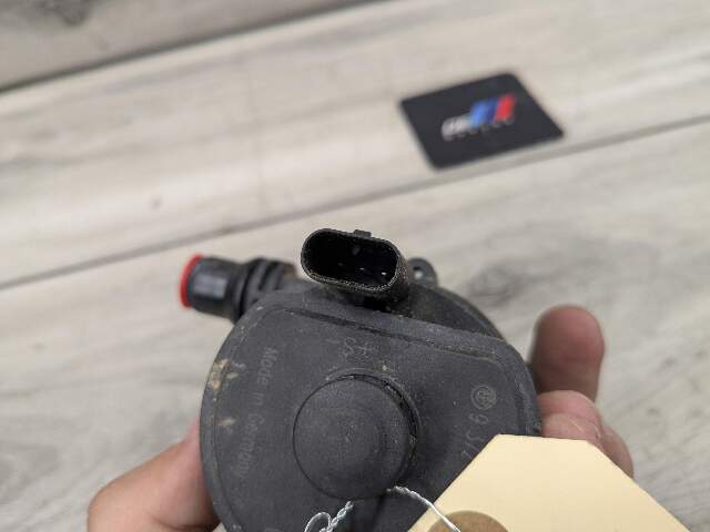 OEM BMW F90 F93 G11 G12 G16 G30 M5 Engine Electric Auxiliary Water Coolant Pump