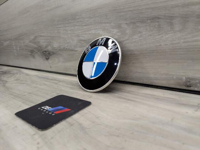 Genuine BMW G11 G12 Front Round Emblem For Bumper Hood 82mm