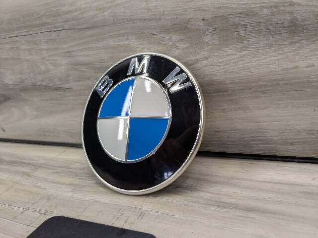 Genuine BMW G11 G12 Front Round Emblem For Bumper Hood 82mm