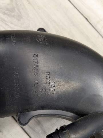 16-19 OEM BMW G12 G30 750 Engine N63R Front Right Side Air Intake Hose Cyl 1-4