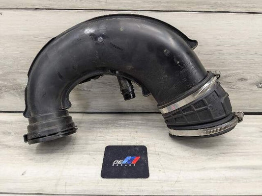 16-19 OEM BMW G11 G12 G30 750 Engine N63 Front Left Side Air Intake Hose Cyl 5-8