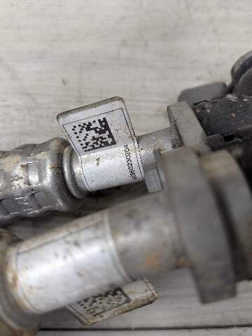 16-19 OEM BMW F90 G12 750 G30 M550 AT Transmission Oil Cooler Line Return Flow