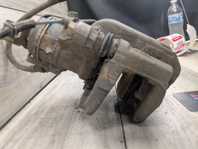 16-21 OEM BMW G30 540 G11 G12 740 750 Rear Left Driver Side Brake Caliper