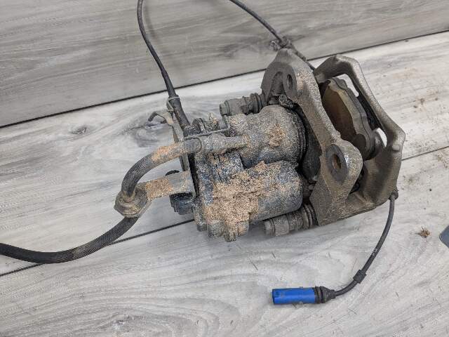 16-21 OEM BMW G30 540 G11 G12 740 750 Rear Left Driver Side Brake Caliper
