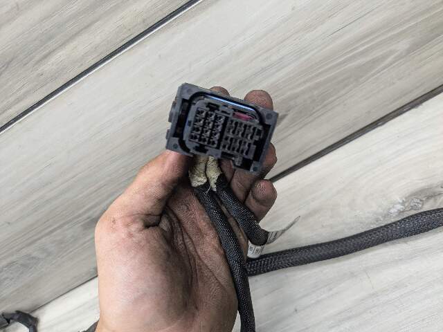 OEM BMW G11 G12 750 G30 M550 AWD Engine N63R Wiring Wire Harness Module 1-4