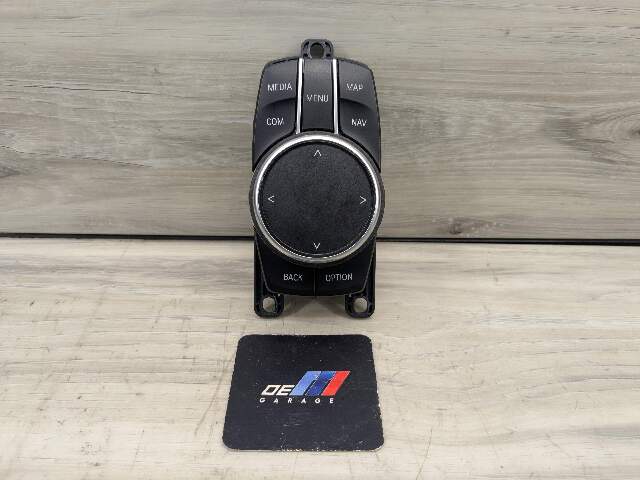 OEM BMW G30 G01 G02 F90 M5 X3 iDrive Navigation Controller Knob NBT NAV Button