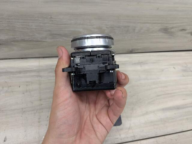 OEM BMW G30 G01 G02 F90 M5 X3 iDrive Navigation Controller Knob NBT NAV Button