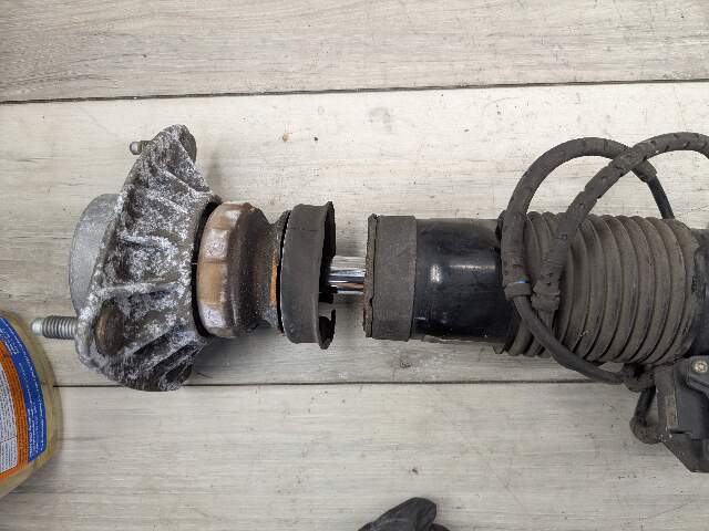 10-13 OEM BMW E70 E71 X5M X6M Rear Left Driver Side Shock Strut Adaptive VDC