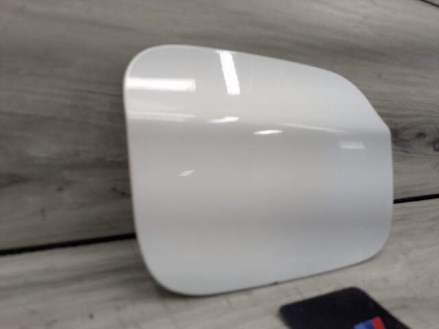 07-13 OEM BMW E70 X5 X5M Rear Fuel Gas Tank Flap Lid Cover Cap White 300