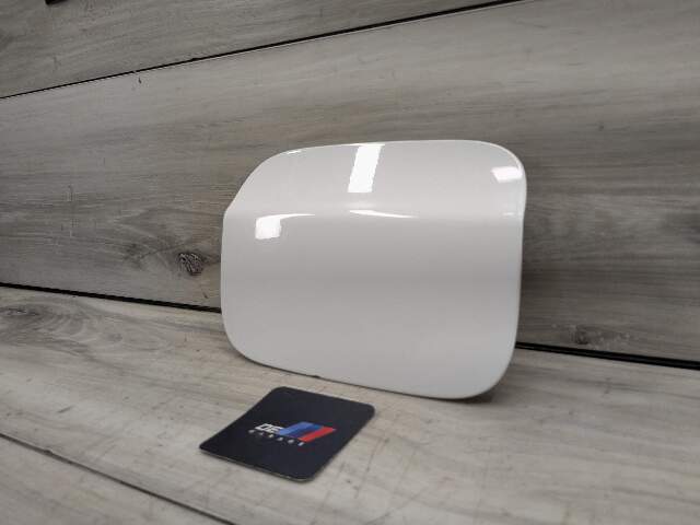07-13 OEM BMW E70 X5 X5M Rear Fuel Gas Tank Flap Lid Cover Cap White 300