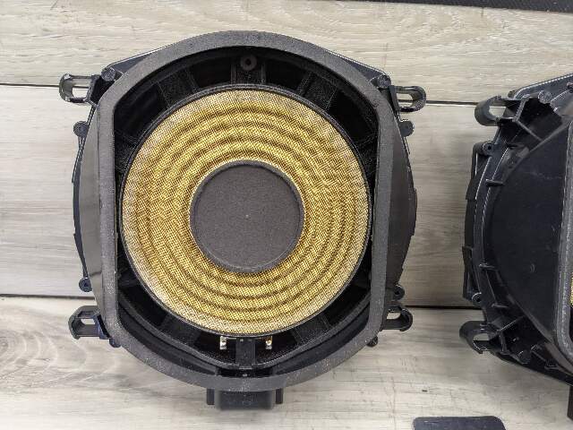 07-13 OEM BMW E70 X5 X5M Bass Speaker Sub Subwoofer Audio INDIVIDUAL SET