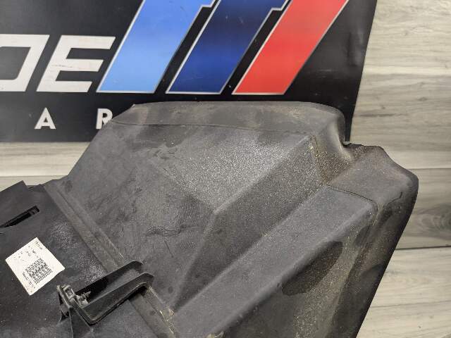 10-14 OEM BMW E70 E71 X5M X6M Right Engine S63 Oil Cooler Assembly w/ Bracket