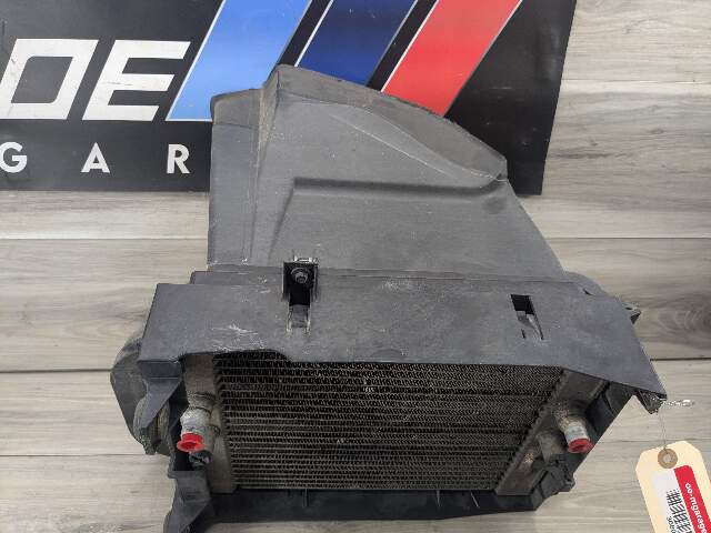 10-14 OEM BMW E70 E71 X5M X6M Left Engine S63 Oil Cooler Assembly w/ Bracket