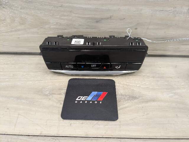 19-25 OEM BMW G20 G22 G23 G26 G42 AC Rear Heater Climate Control Switch Panel