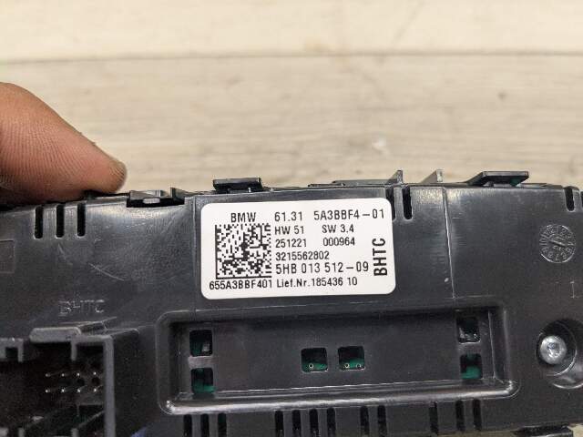 19-25 OEM BMW G20 G22 G23 G26 G42 AC Rear Heater Climate Control Switch Panel