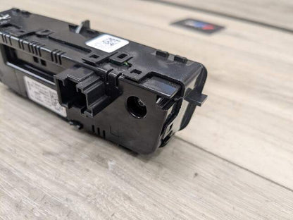 19-25 OEM BMW G20 G22 G23 G26 G42 AC Rear Heater Climate Control Switch Panel