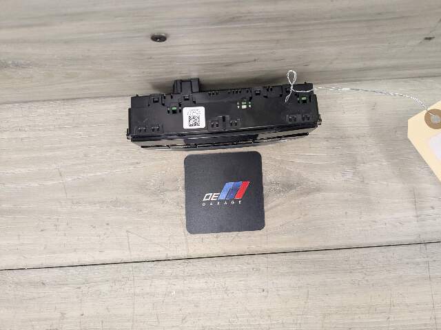 19-25 OEM BMW G20 G22 G23 G26 G42 AC Rear Heater Climate Control Switch Panel