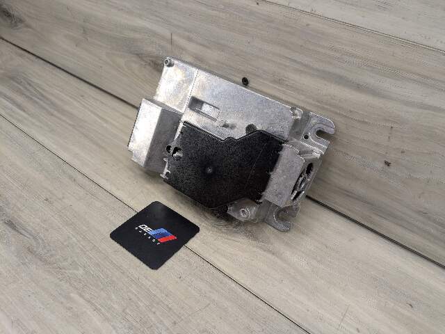 OEM BMW F90 G01 G05 G20 G26 G30 Radio Audio Sound Amplifier Control Module SDARS