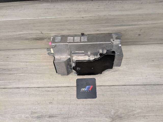 OEM BMW F90 G01 G05 G20 G26 G30 Radio Audio Sound Amplifier Control Module SDARS