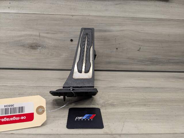 19-25 OEM BMW G80 G82 G83 G05 G06 G07 X5 Accelerator Throttle Gas Pedal