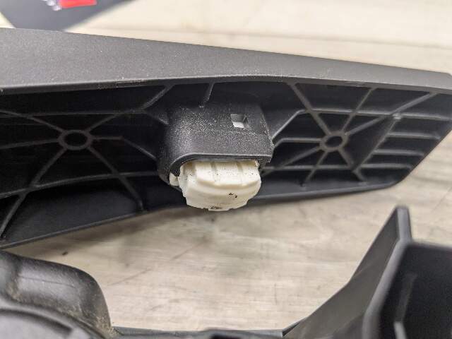 19-25 OEM BMW G80 G82 G83 G05 G06 G07 X5 Accelerator Throttle Gas Pedal