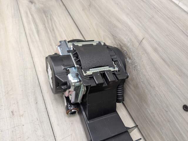 19-24 OEM BMW G20 G26 G80 Front Right Passenger Seat Belt Seatbelt Retractor