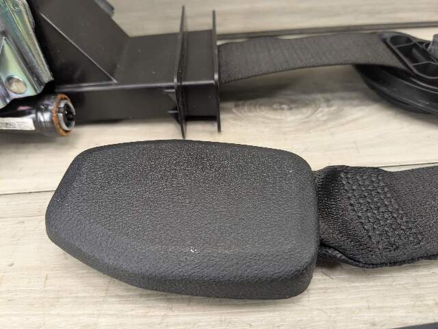 19-24 OEM BMW G20 G26 G80 Front Right Passenger Seat Belt Seatbelt Retractor