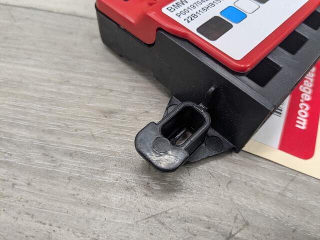 OEM BMW G20 G26 G80 330 M340 Positive Battery Junction Terminal Control Fuse Box