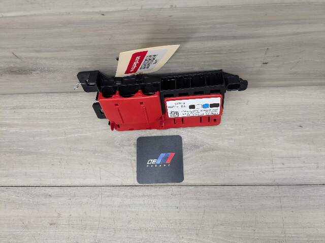 OEM BMW G20 G26 G80 330 M340 Positive Battery Junction Terminal Control Fuse Box