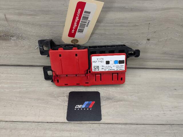 OEM BMW G20 G26 G80 330 M340 Positive Battery Junction Terminal Control Fuse Box