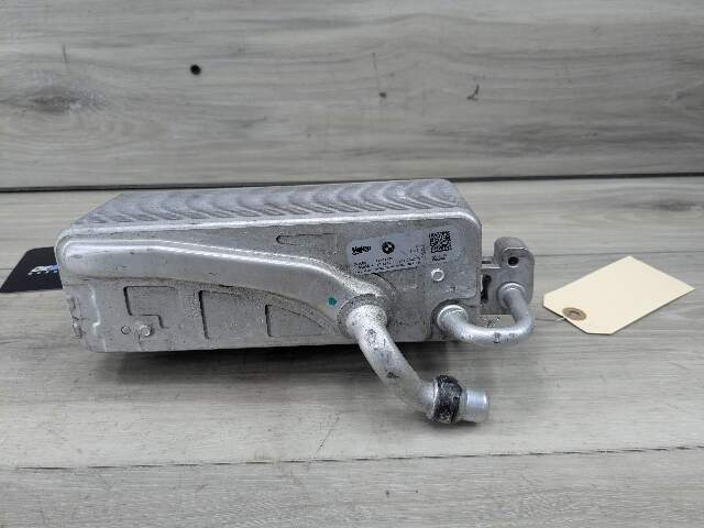 OEM BMW G20 G22 G23 G26 G29 G42 AC Condenser Air Conditioning Radiator Drier