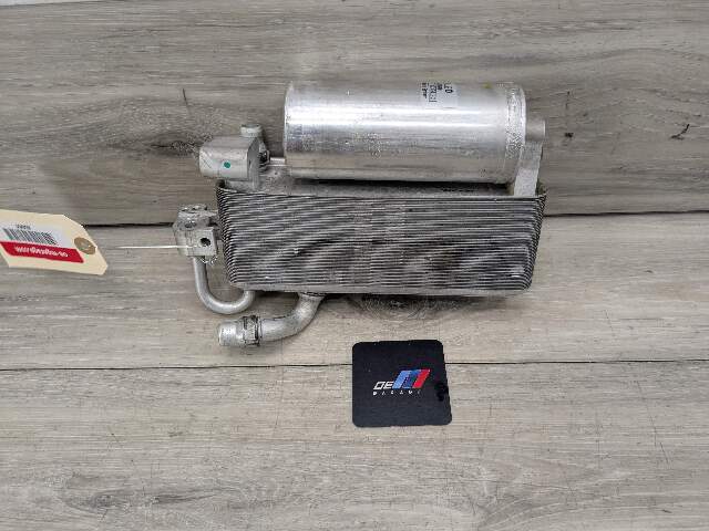 OEM BMW G20 G22 G23 G26 G29 G42 AC Condenser Air Conditioning Radiator Drier