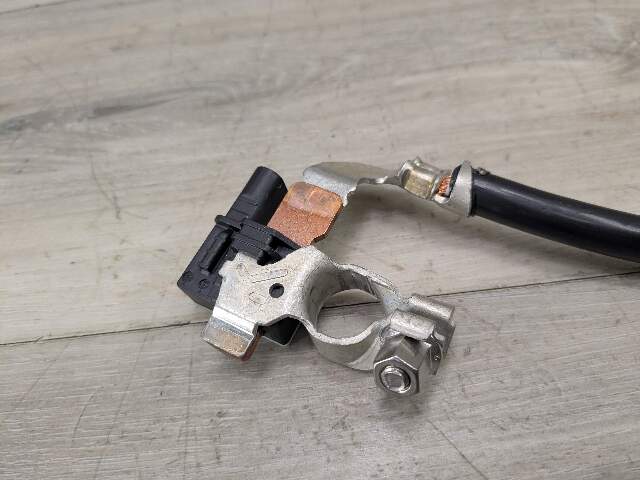 OEM BMW G05 G06 G07 G20 G22 G23 G26 G42 Negative Cable Terminal IBS Sensor Black