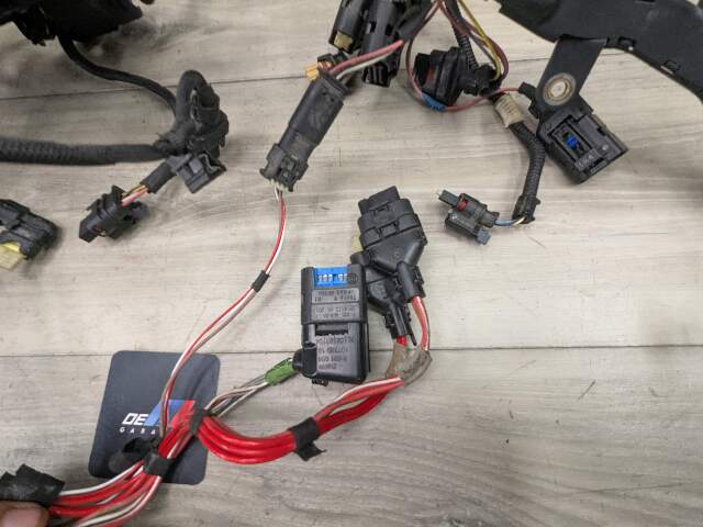 OEM BMW G11 G12 750 G30 M550 AWD Engine N63R Wiring Wire Harness Module 1-4