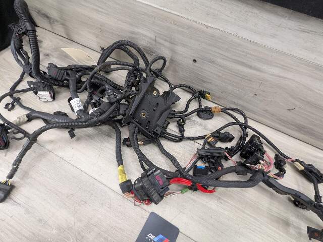 OEM BMW G11 G12 750 G30 M550 AWD Engine N63R Wiring Wire Harness Module 1-4