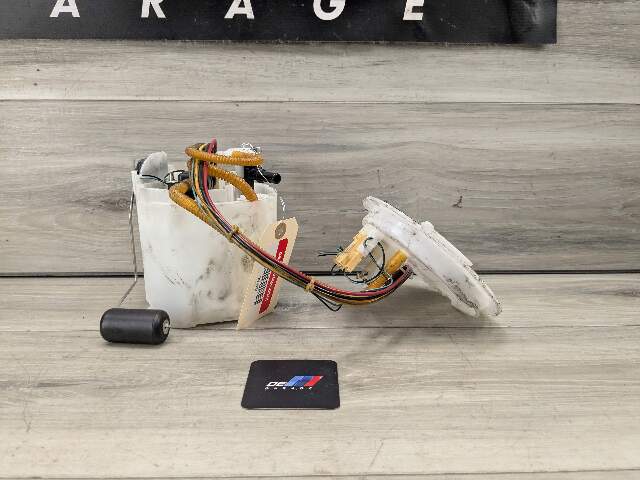 OEM BMW G20 G22 G23 G26 G42 Gas Tank Mounted Fuel Pump Sending Unit Assembly
