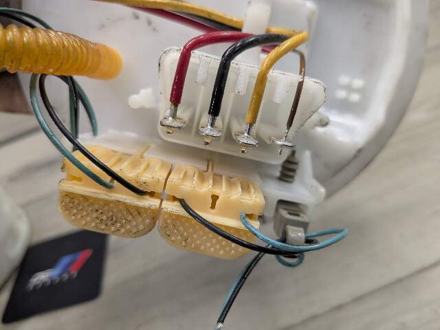 OEM BMW G20 G22 G23 G26 G42 Gas Tank Mounted Fuel Pump Sending Unit Assembly