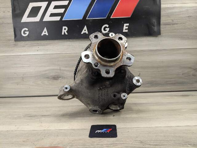 22-24 OEM BMW G26 430i M440i RWD Front Left Driver Hub Spindle Knuckle Bearing