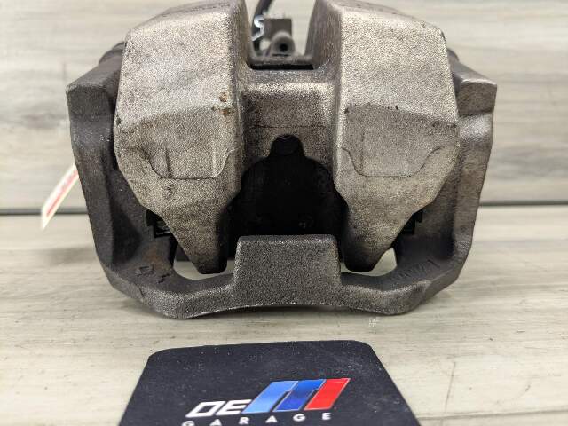 OEM BMW G20 G22 G23 G26 G42 330 M340 430 M440 FRONT Left Driver Brake Caliper