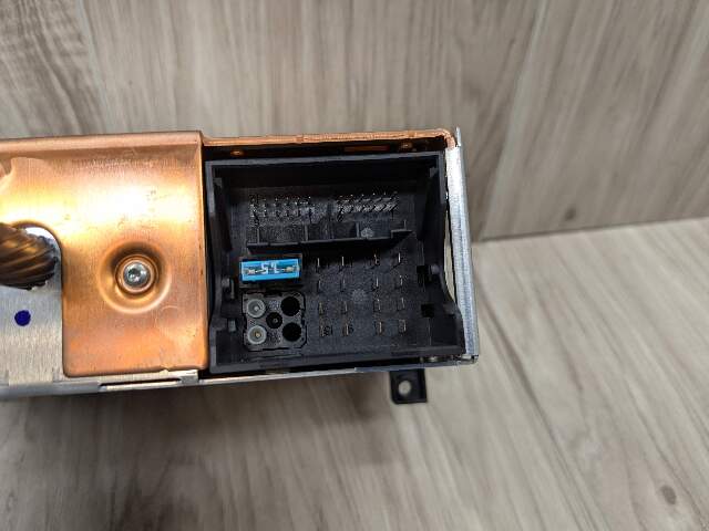 07-10 OEM BMW E82 E88 E90 E93 CD Radio Professional Tuner Receiver CD Player