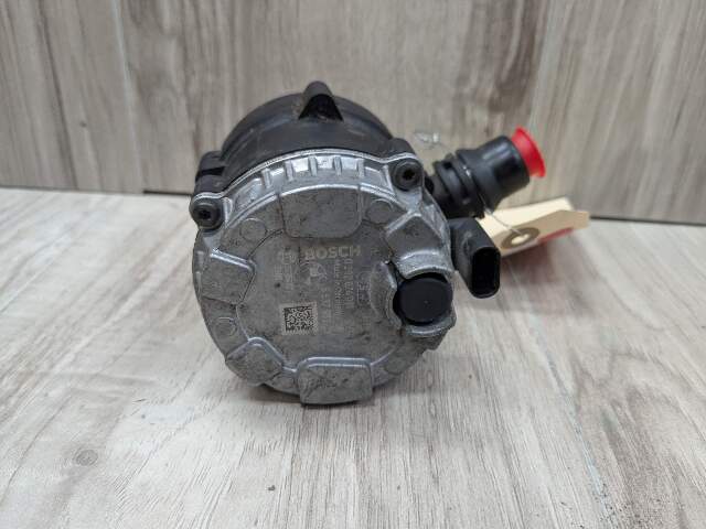 16-24 OEM BMW F90 G11 G12 G30 M5 Engine Electric Auxiliary Water Coolant Pump