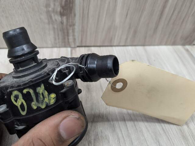 OEM BMW F90 F93 G11 G12 G16 G30 M5 Engine Electric Auxiliary Water Coolant Pump