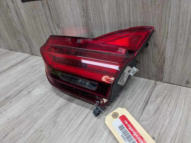 16-19 OEM BMW G11 G12 740 750 Rear Passenger Side LED Inner Stop Tail Light