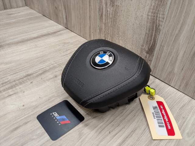 OEM BMW G11 G12 G14 G16 Front Driver Black Leather Steering Wheel Airbag Air Bag