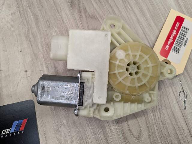 16-19 OEM BMW G01 G12 740 750 FRONT LEFT Driver Door Window Regulator Motor