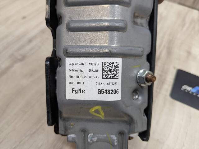OEM BMW F90 G11 G12 G30 G32 M5 Front Left Driver Side Knee Lower Dash Airbag