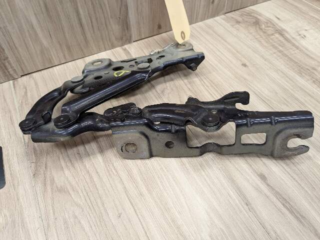 16-24 OEM BMW G12 G16 G30 F90 M5 M8 Hood Bonnet Left Right Side Hood Hinges SET