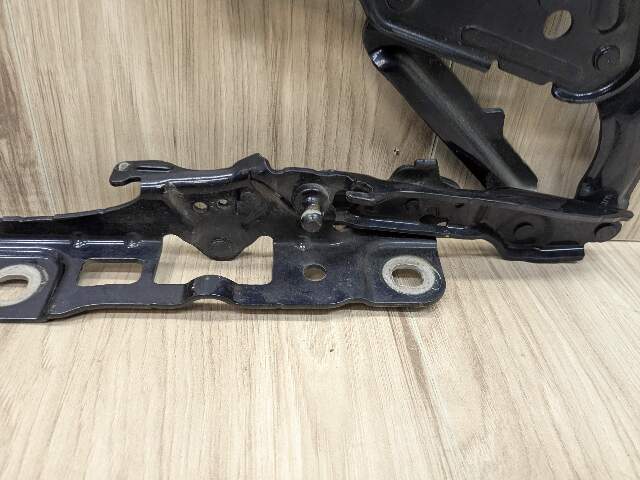 16-24 OEM BMW G12 G16 G30 F90 M5 M8 Hood Bonnet Left Right Side Hood Hinges SET